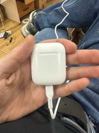 Наушники Airpods 1  apple