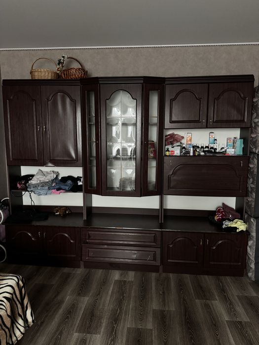 Стенка в зал! 300 грн