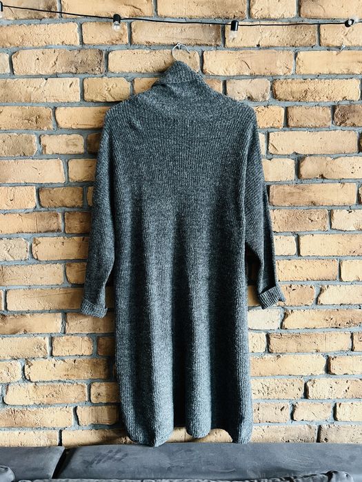 Damska wełniana sukienka szara luźna z golfem 40 42 44 M L XL