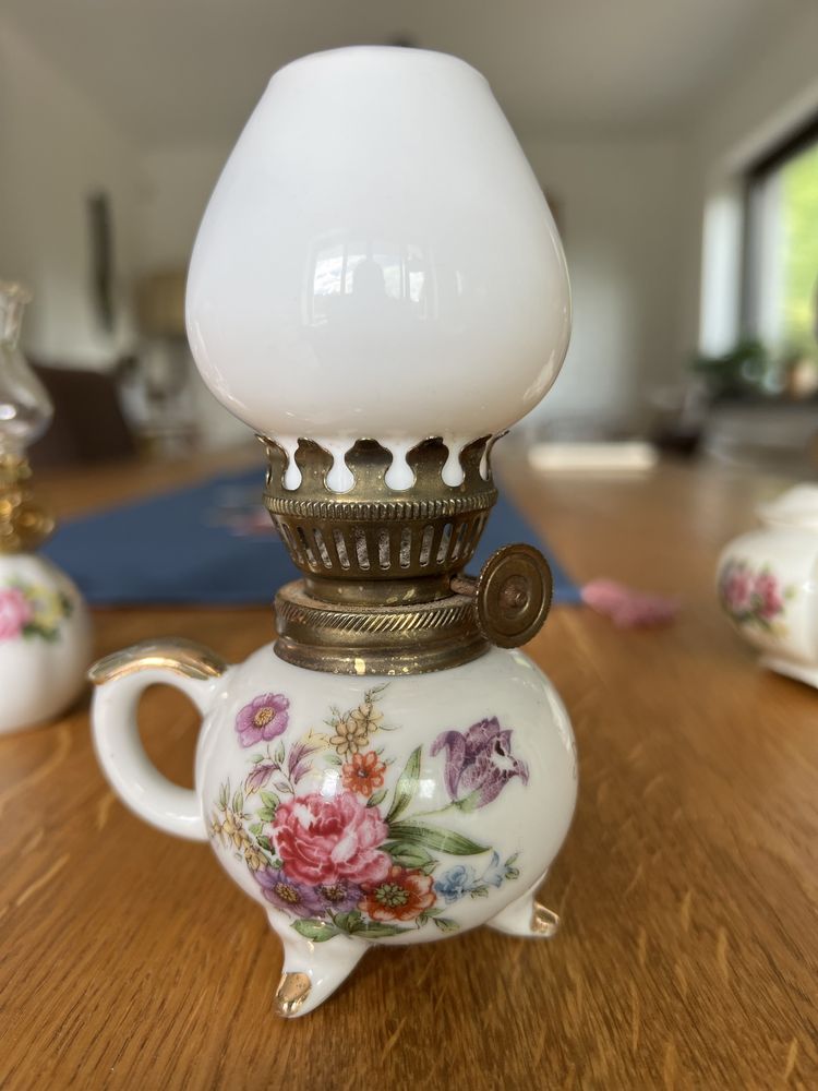 Mała lampa naftowa kolekcjonerska 13cm