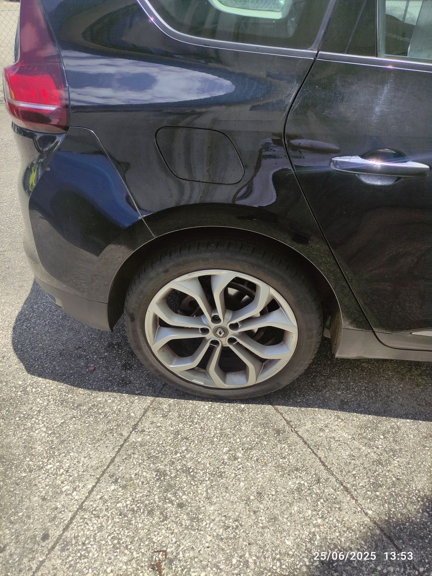 Renault Grande Scenic 1.5 dci 7L