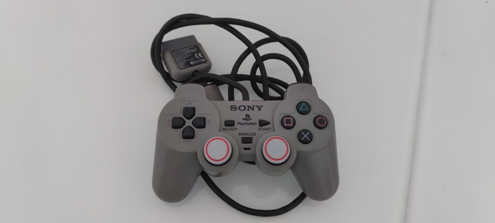 PlayStation 1 - PS1 - Com 1 comando original