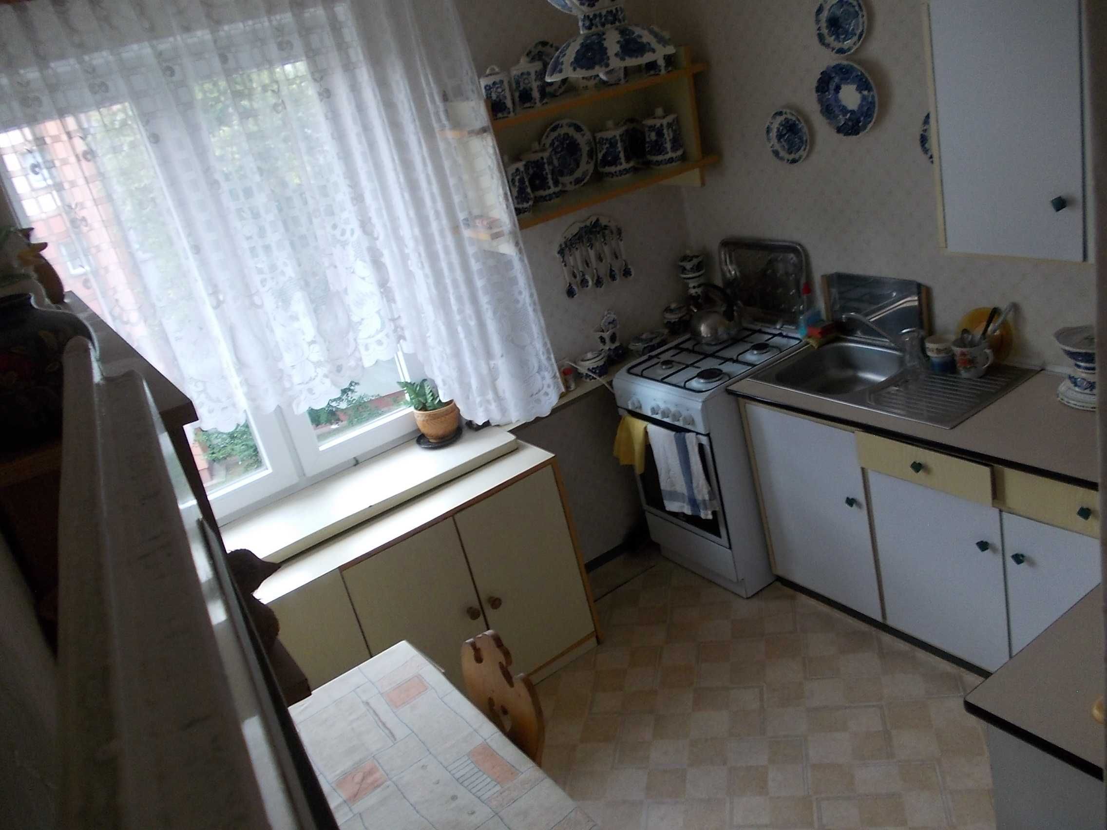 Sprzedam mieszkanie własnościowe 46 m2 + bardzo duża piwnica w Płocku