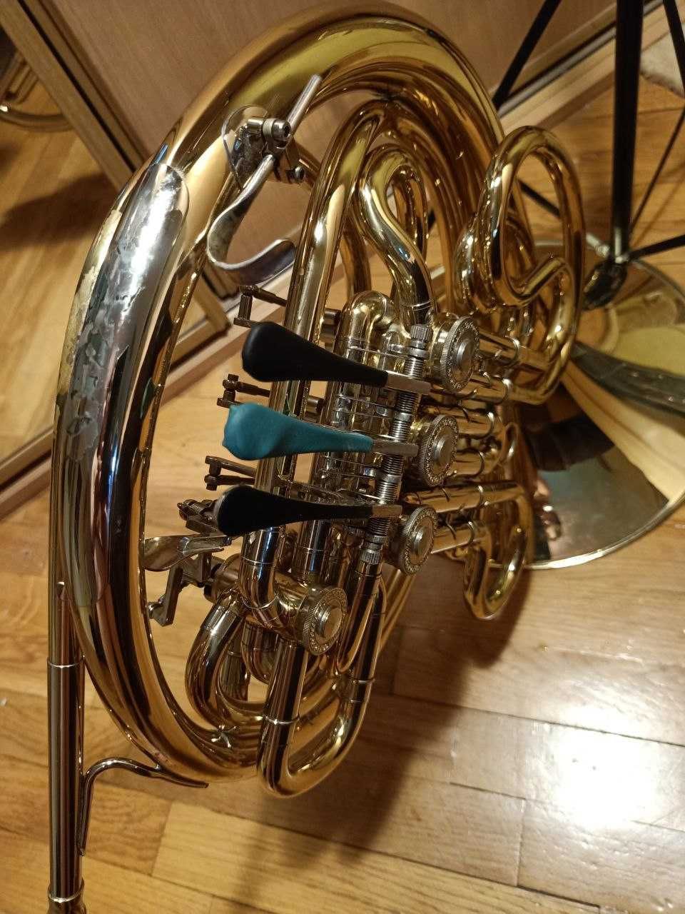 валторна Conn-Selmer подвійна