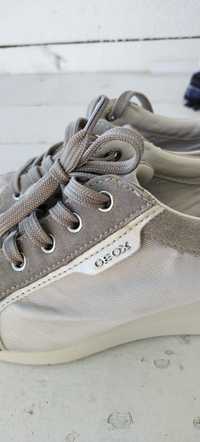 Кросівки(снікерси)GEOX