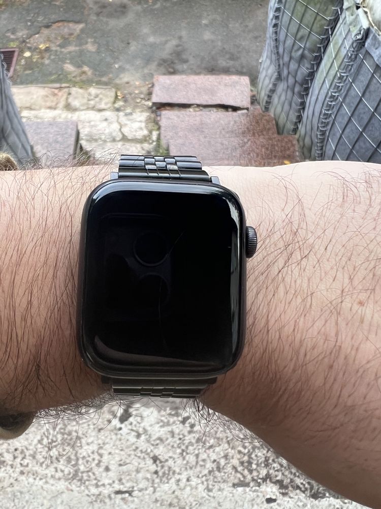 Apple Watch Series SE 44