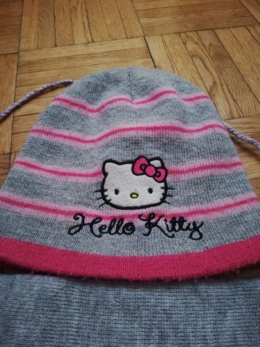 Komplet/zestaw czapka, szalik i rękawiczki Hello Kitty