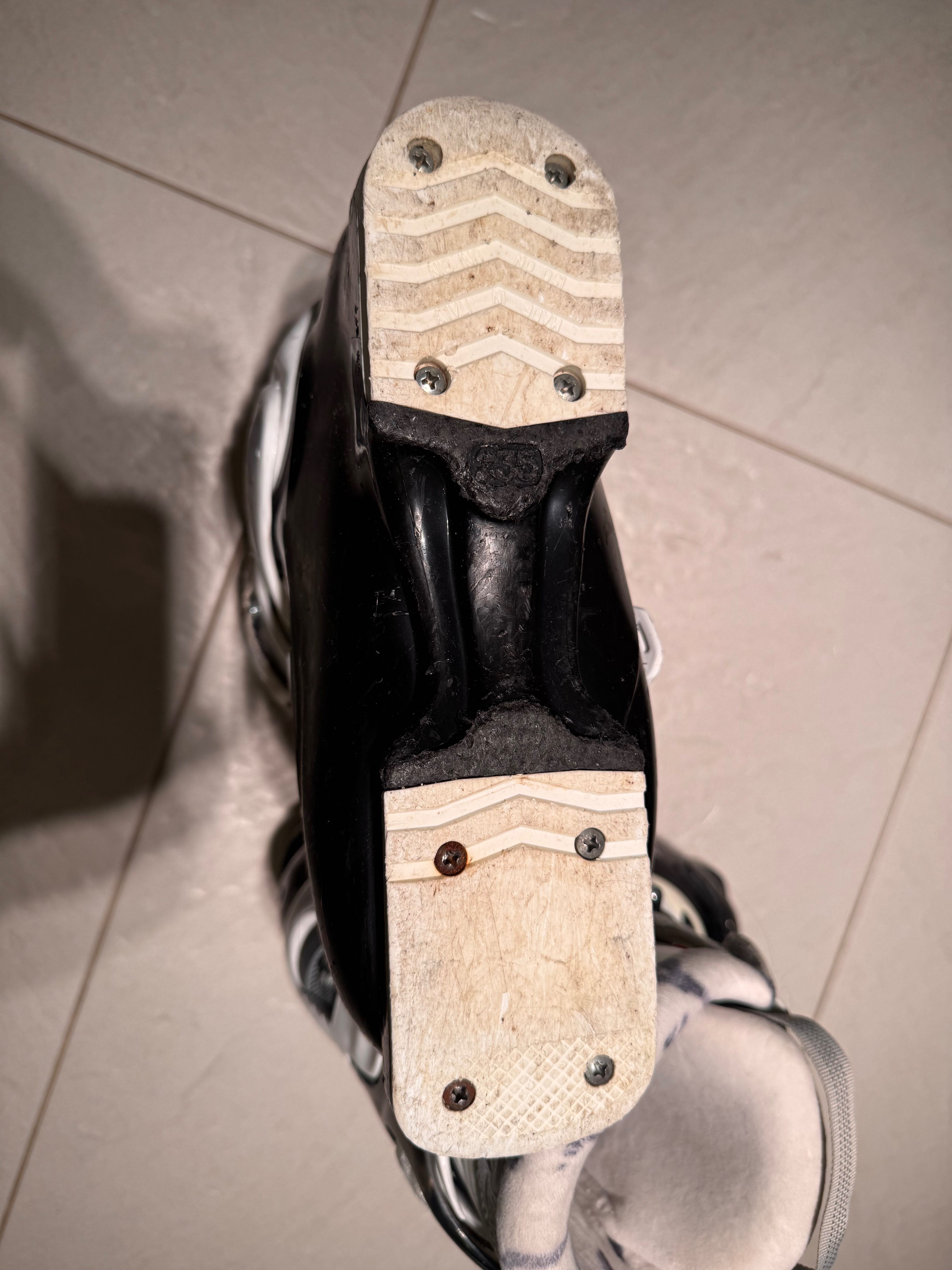 Buty narciarskie damskie firmy Dalbello Raya Nine rozmiar 23,5