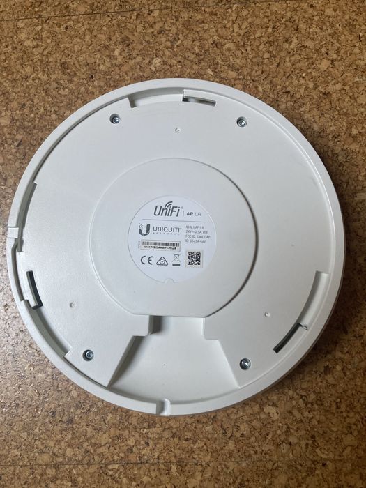 Acess-Point Ubiquiti UAP-LR + Adaptador POE