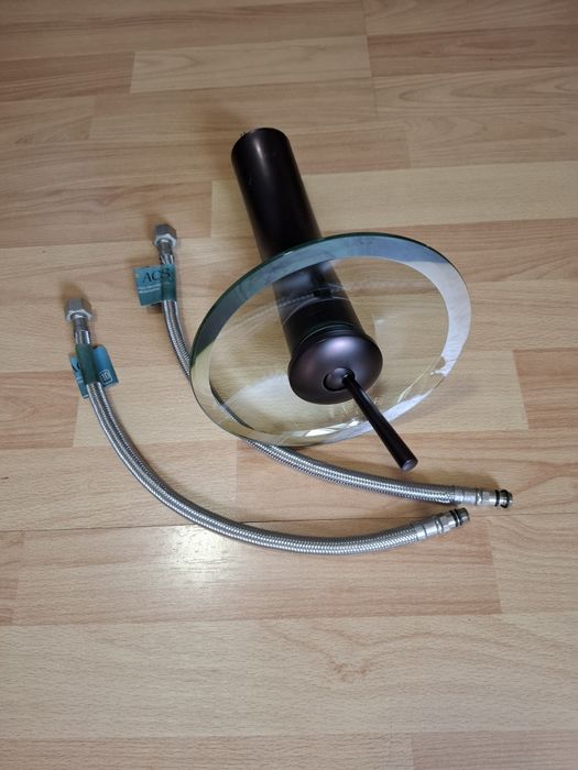 SZKLANA BATERIA umywalkowa wysoka