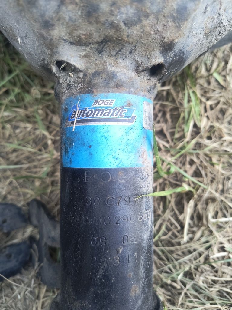 Стойки мазда 626
