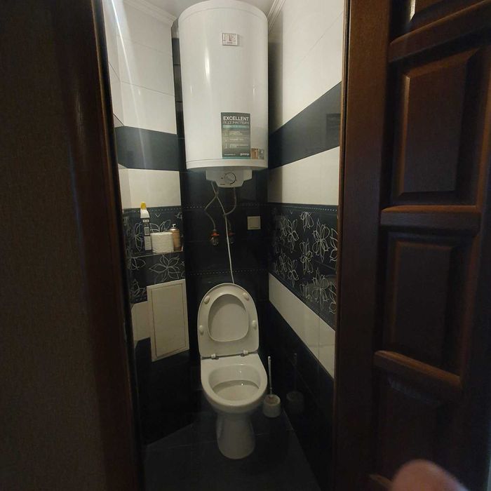 Оренда, 2-кімнатной квартири, вул. Олександра Довженка, 10.