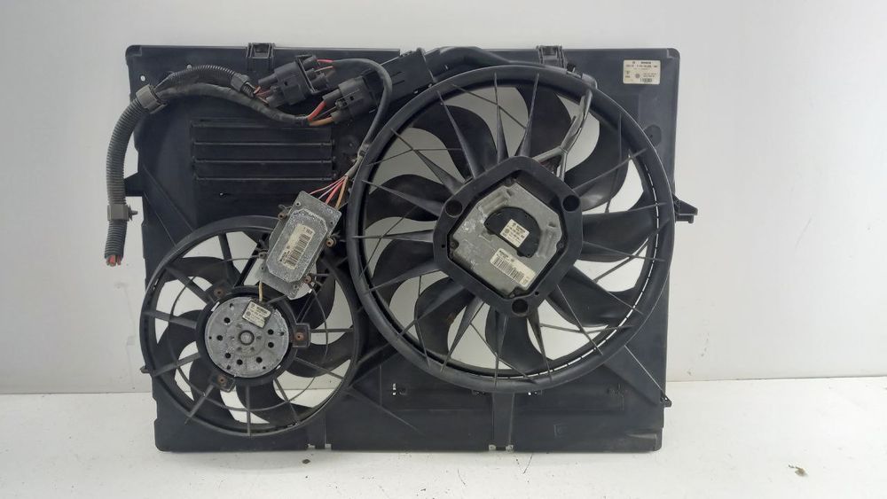 Вентилятор диффузор Volkswagen Touareg 3.2 2010 7L0121203G 0130706809