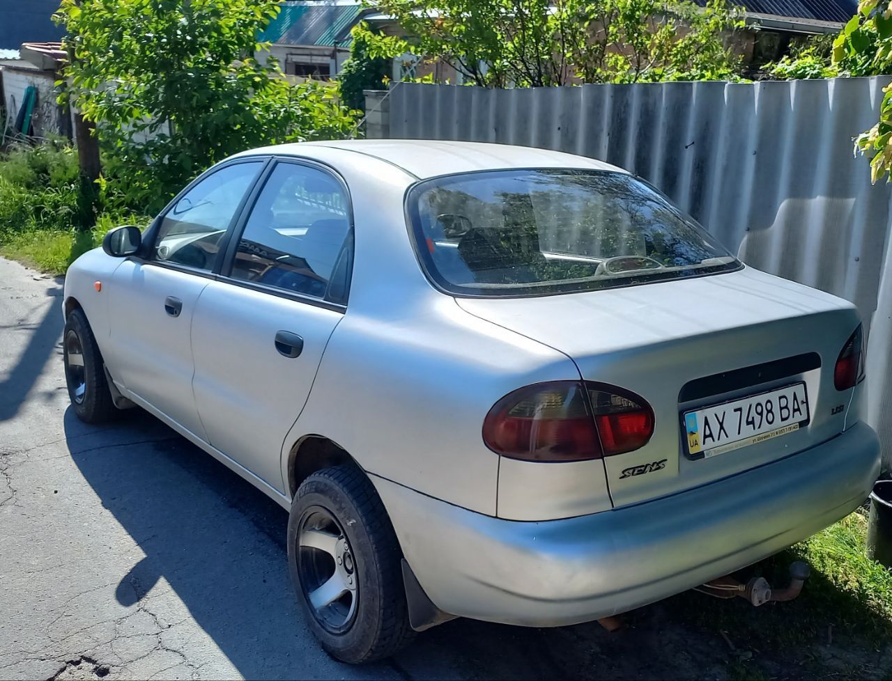 Продам автомобиль DAEWOO SENS