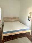 Cama de madeira + colchão