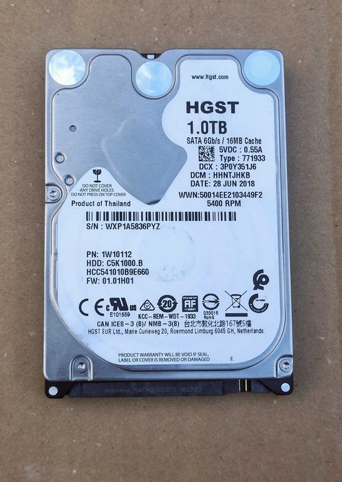Dysk 1  TB  HGST