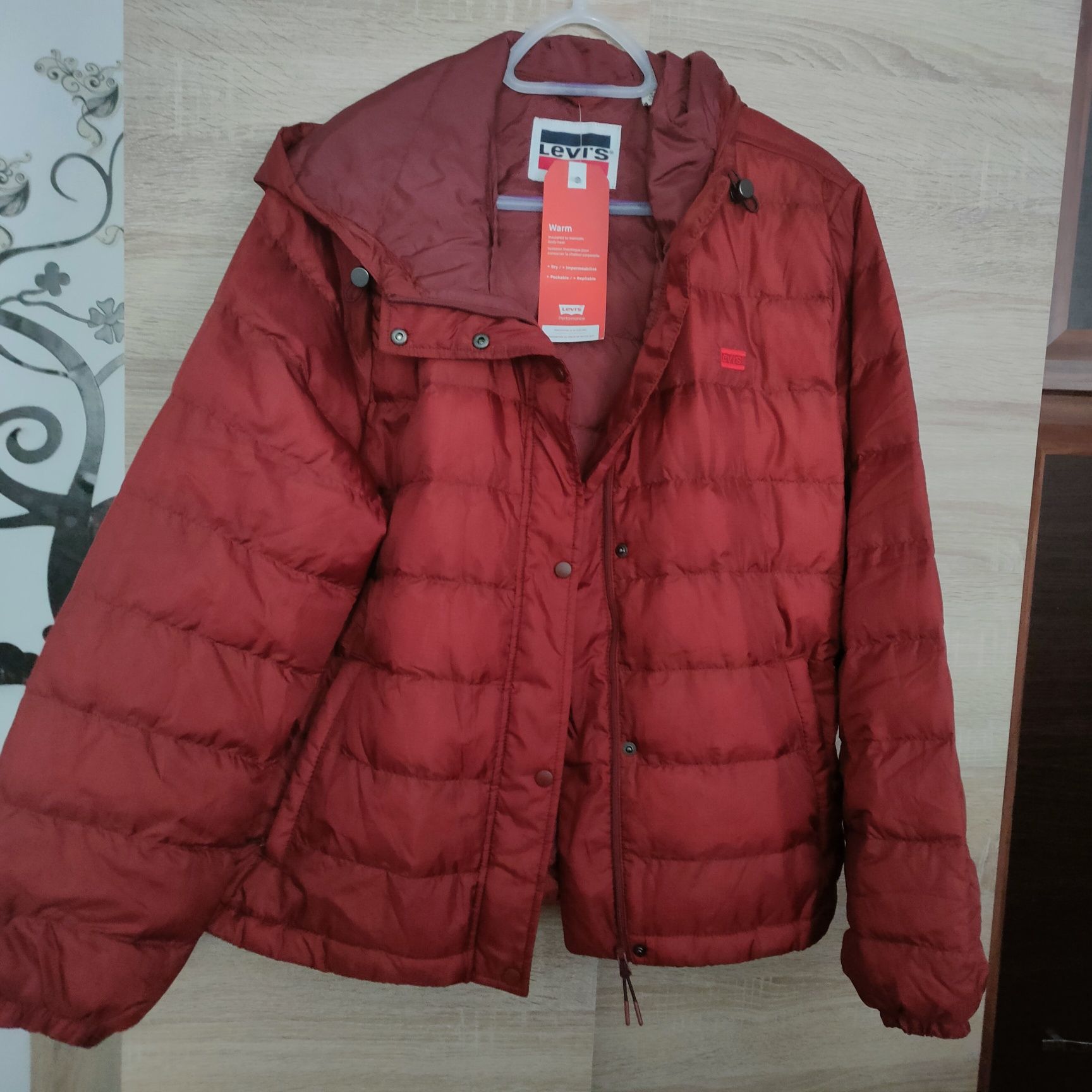 Levis kurtka nowa z metką.