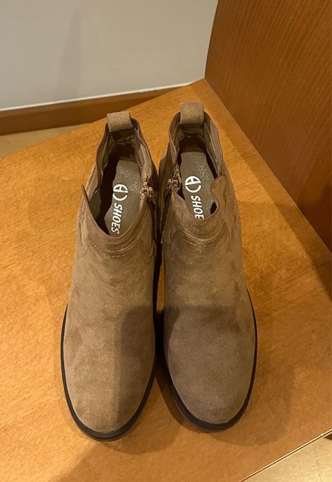 Botas camurca taupe