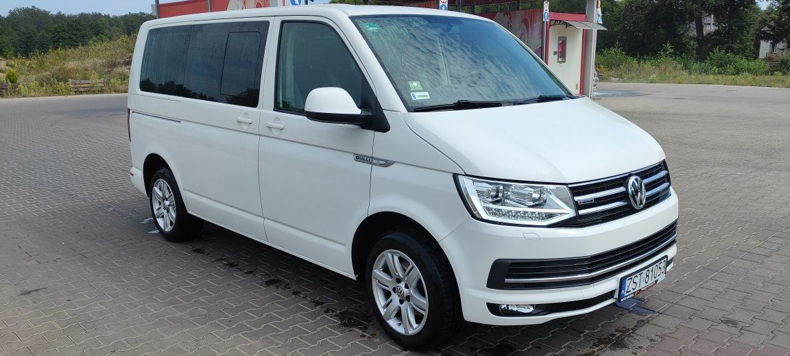 Wynajem busa 8 osobowego VW Caravelle. Żagań Zielona Góra Żary