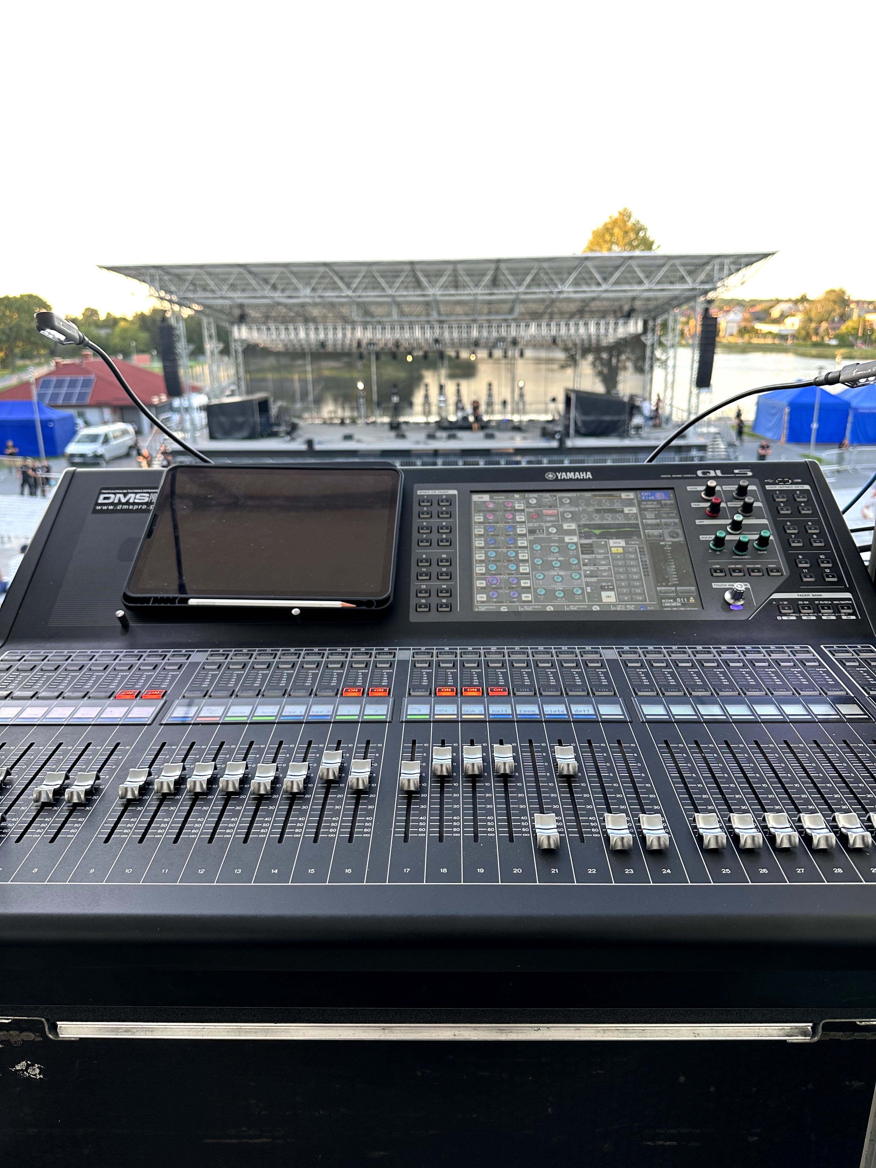 Warsztaty z obsługi konsolet cyfrowych, live (Behringer x32,xr18 ,A&H)