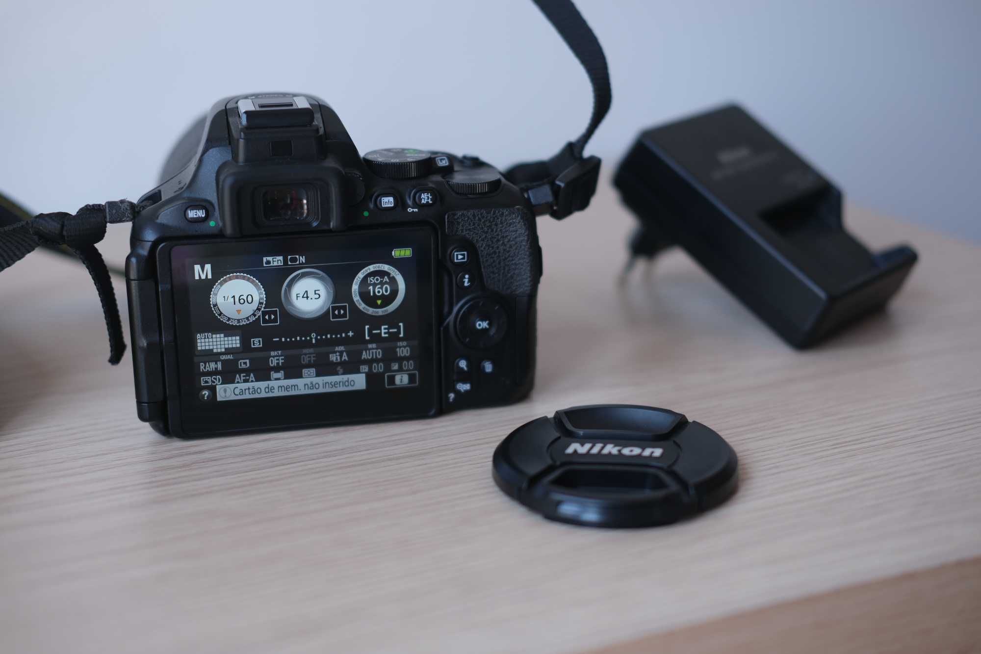 Nikon D5600 + Lente Nikon DX AF-S 18-105mm 3.5-5.6G