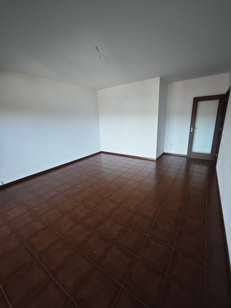 Apartamento T2 - Guilhufe - Penafiel