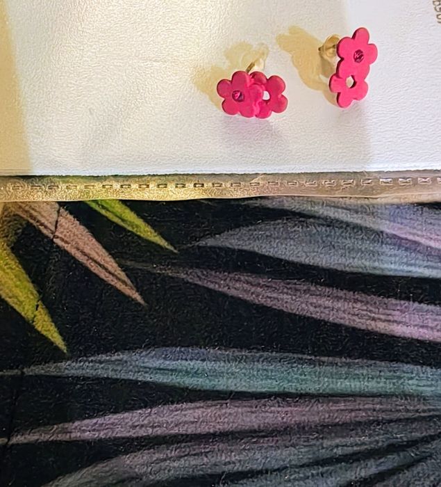 Kolczyki zakupione w Apart nowe