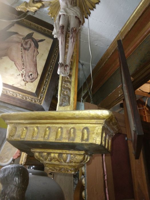 Crucifixo  de parede antigo em madeira policromada