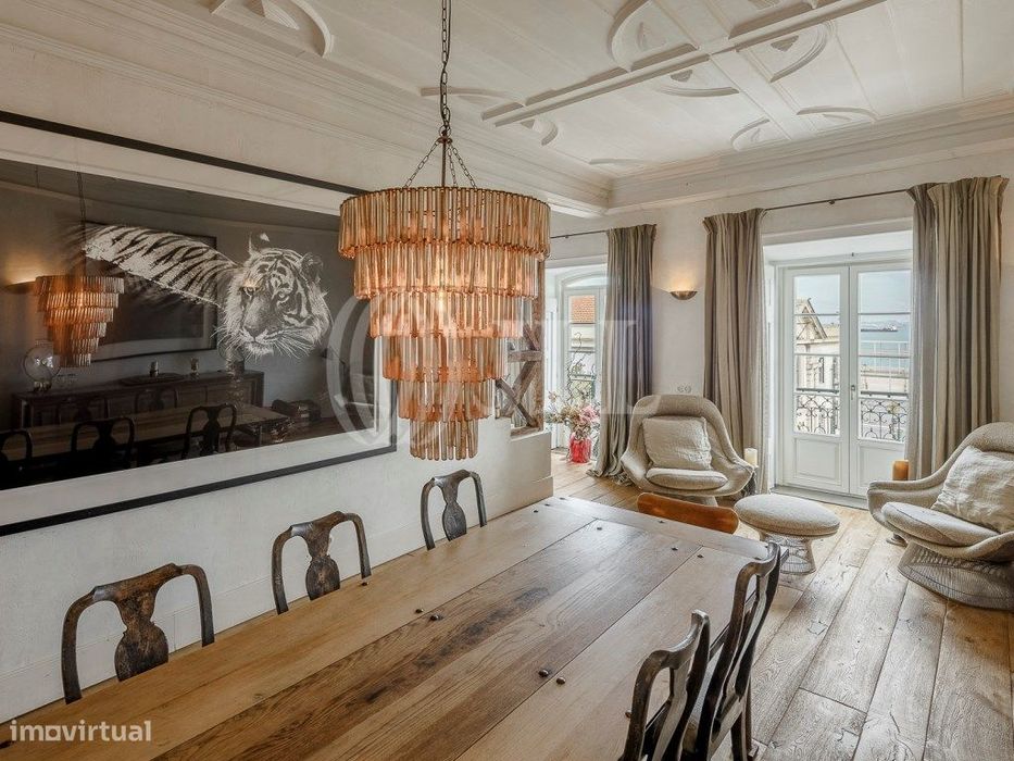 Apartamento T5+2 duplex com vista rio, em Alfama, Lisboa