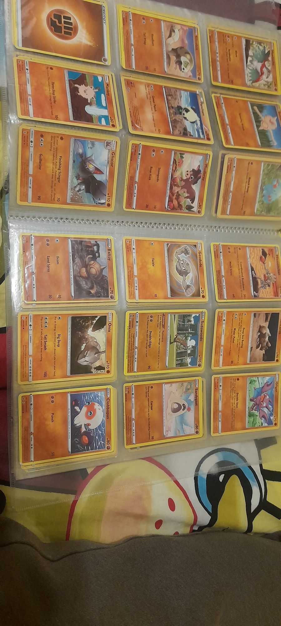 Karty kolekcjonerskie pokemon