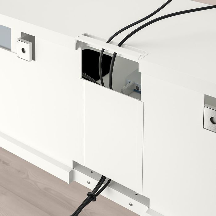 Biala szafka RTV IKEA 180x42x59