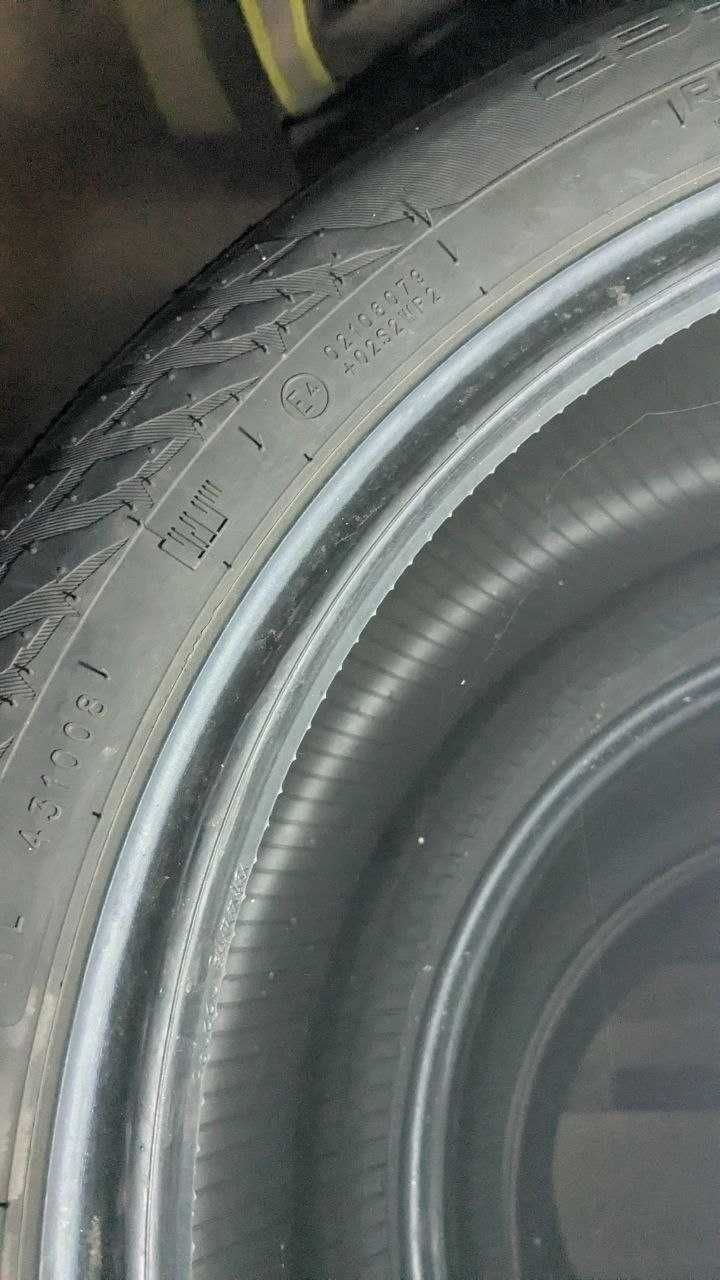opony nokian wr snowproof 235 50 r17/ 4 szt
