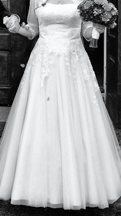 Suknia ślubna z salonu Agnes, 177+6 cm