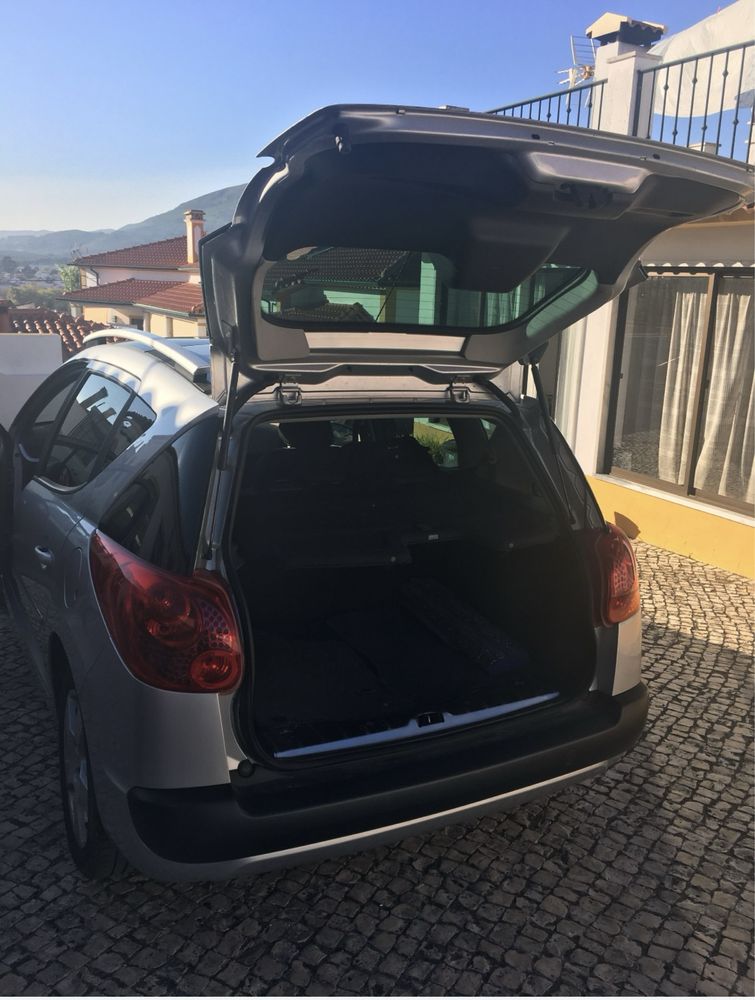 Peugeot 207 SW 1.6HDi 90 cv - Carrinha