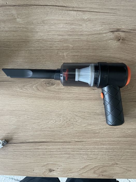 Odkurzacz samochodowy