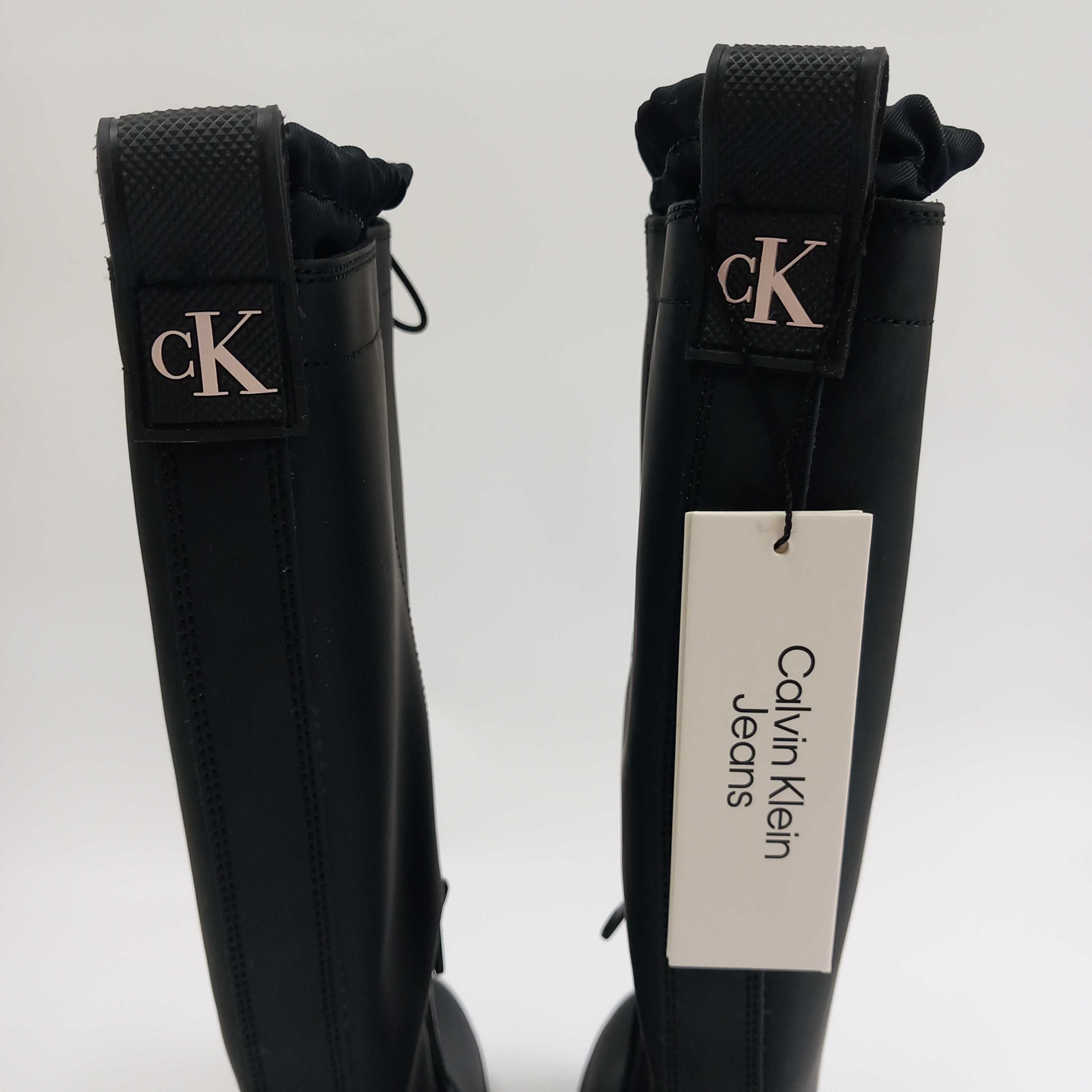 Calvin Klein YW0YW00741 Czarne buty damskie zimowe, kalosze rozmiar 40