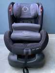 Cadeira auto bebé Pierre Cardin