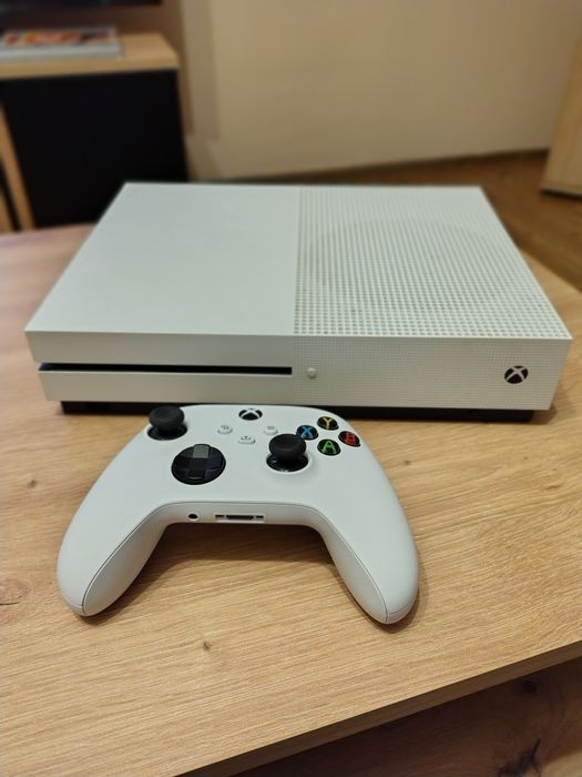Konsola Xbox One S -Dysk 1 TB/pad