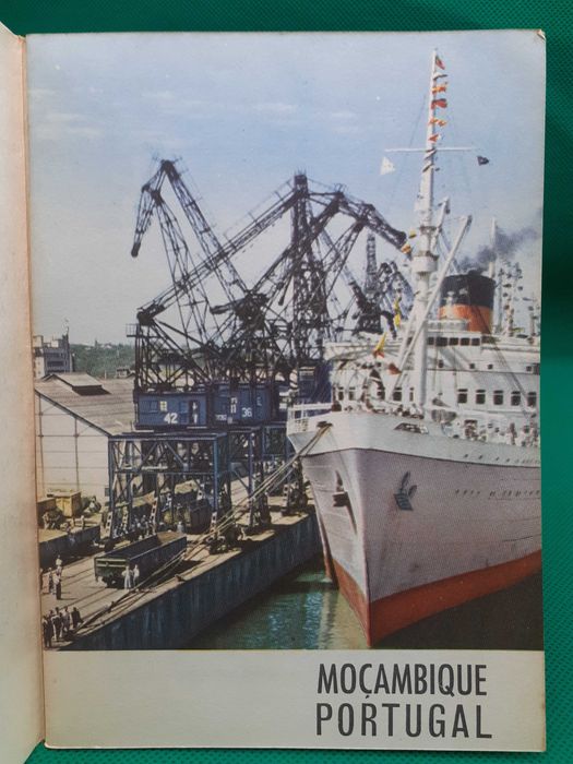 Livro - REF ESC - Livros Da Agência Geral Do Ultramar