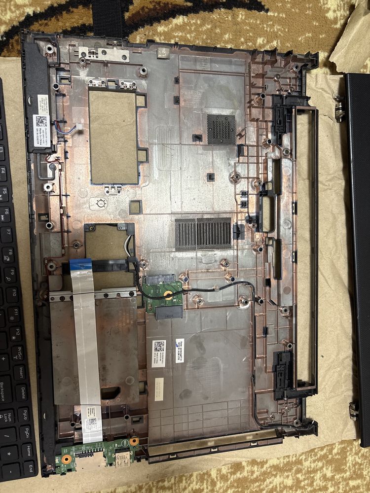 Dell inspiron 3878/3542/3541 кришка матриці, піддон