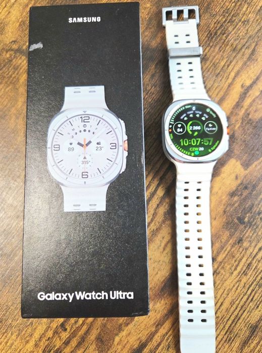 Samsung Galaxy s25 12/256 jak nowy zestaw