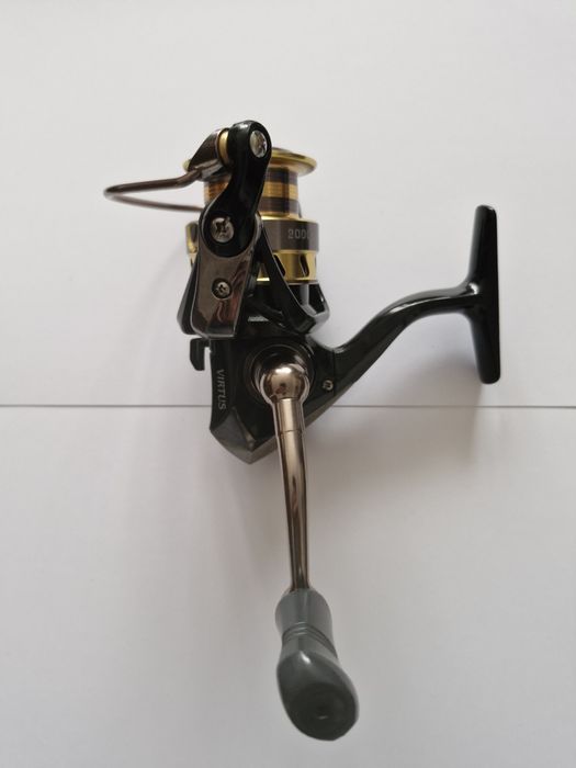Kołowrotek spinningowy Ryobi Virtus 2000