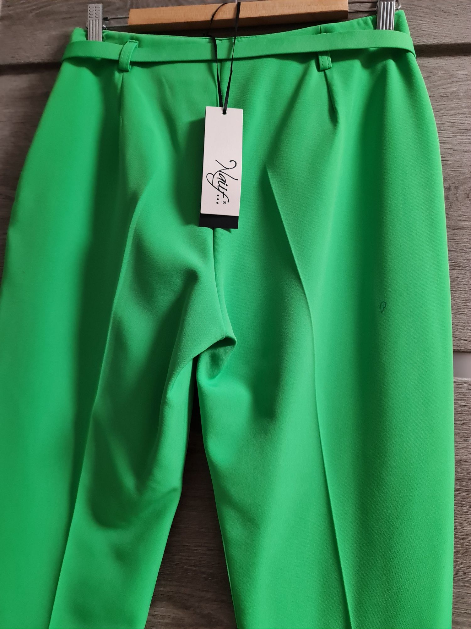 Nowe Spodnie damskie  eleganckie r. M/L zielone