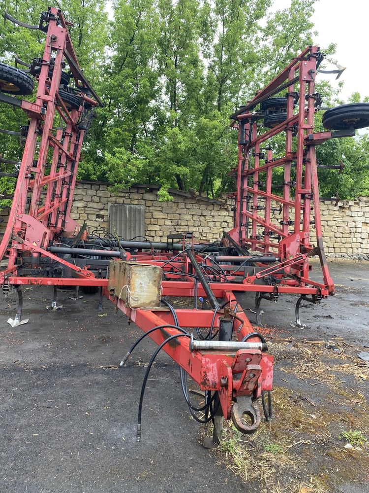 Продам культиватор кпс 12 восход john deere lemken