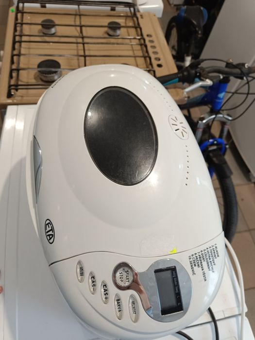 Хлібопічку Eta..