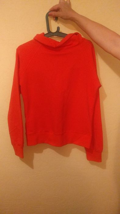 Продам спортивный костюм