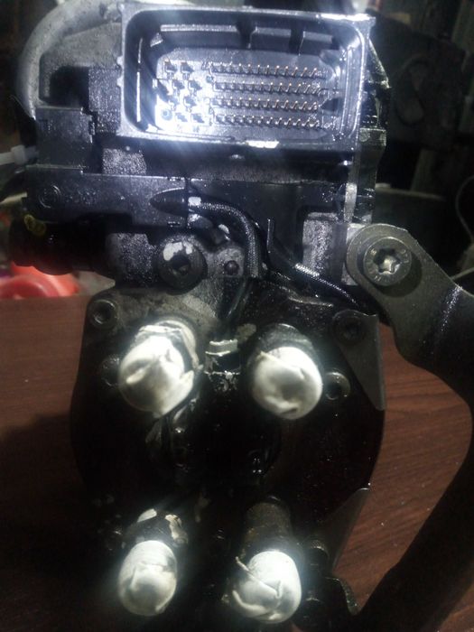 Pompa wtryskowa Vp44 sterownik Opel 2,0 2,2 DTI