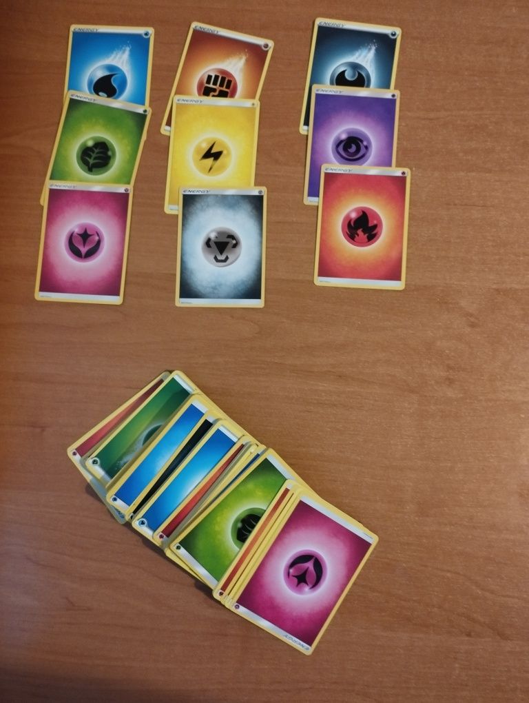 Kolekcja kart pokemon tcg