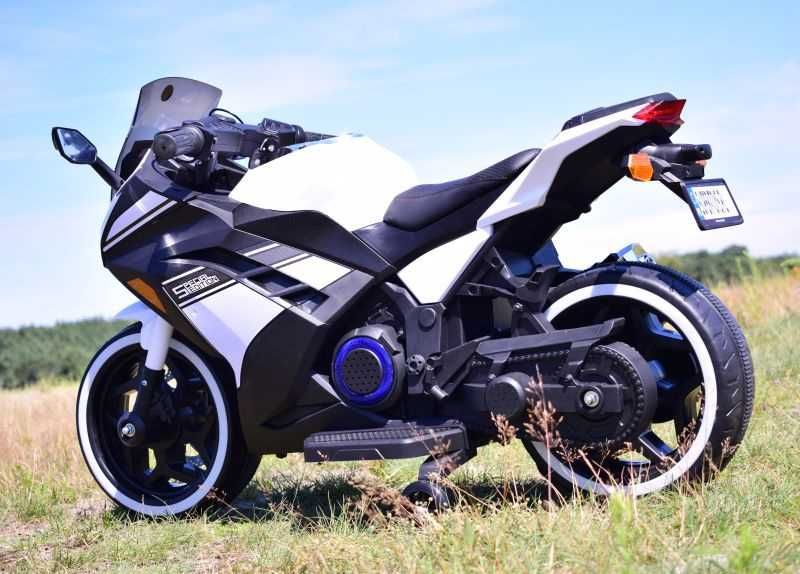 Autko motorek MEGA MOTOR ŚCIGACZ Exclusive na akumulator dzieci DLS07