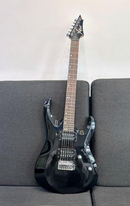 Продам елетрогітару X-Cort X2